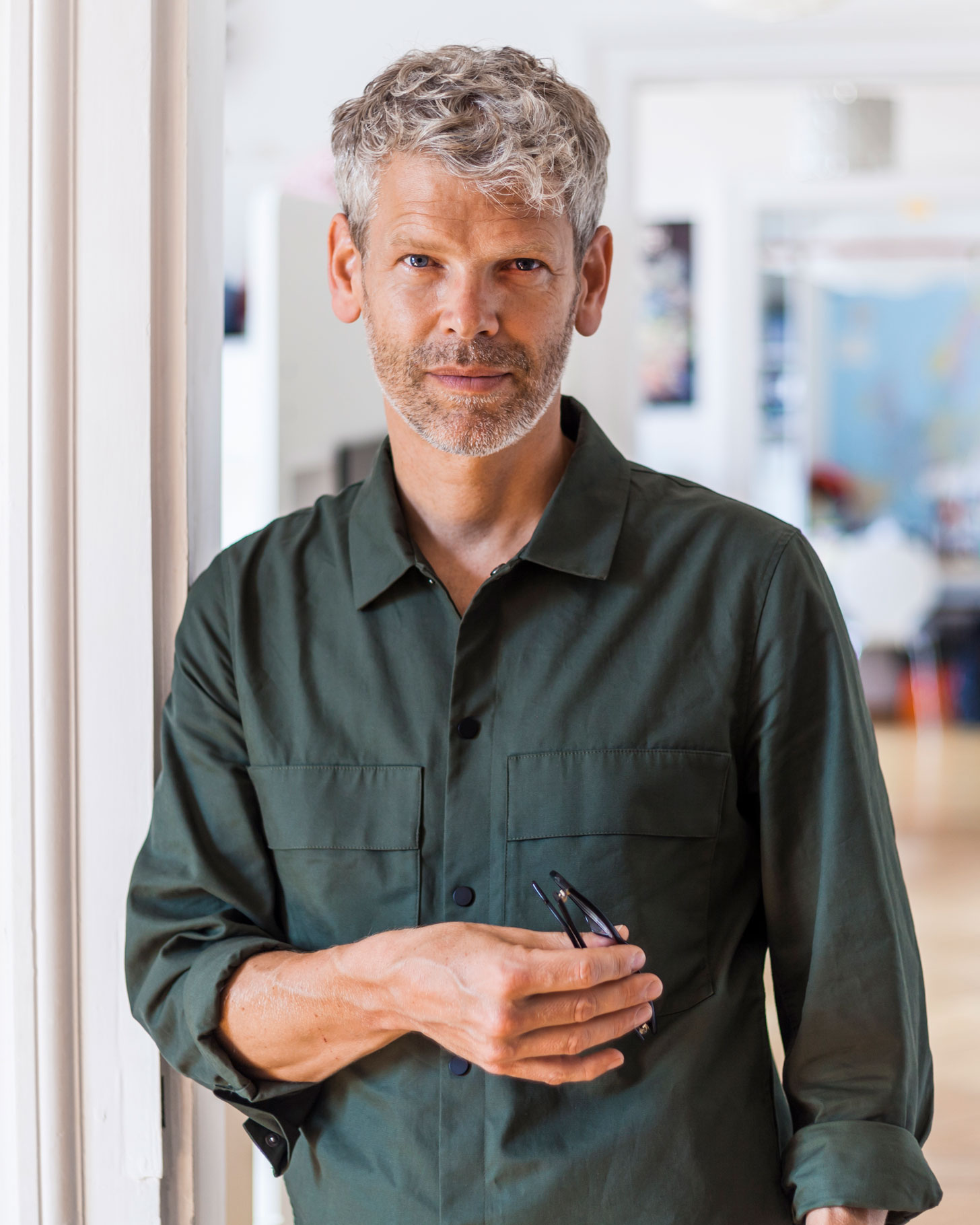 Portrait Of Mature Man With Grey Hair And Stubble 2022 03 08 01 30 00 Utc